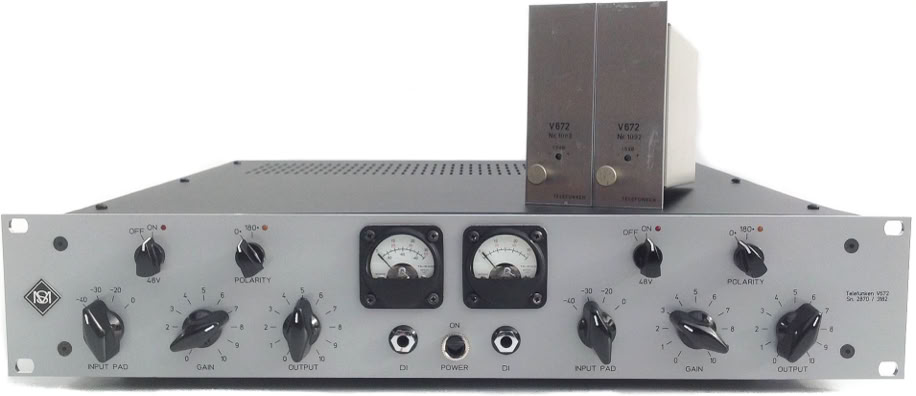 Telefunken V672 in a custom made rack